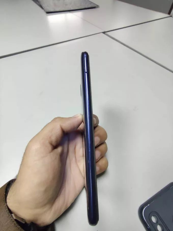 A20 Samsung Mobile 3GB 32Gb 4G supported with 10/9 Condition - photo 2