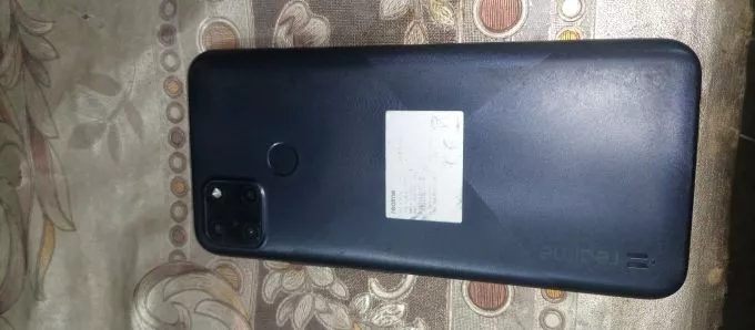 Realme C21y - photo 2