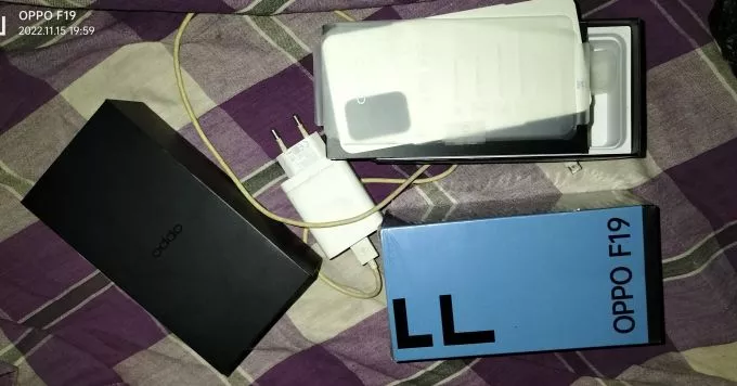 Oppo f19 6/5gb ram 128gb ROM - photo 2