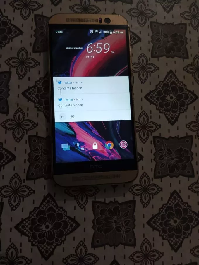 Htc one m9 - photo 2