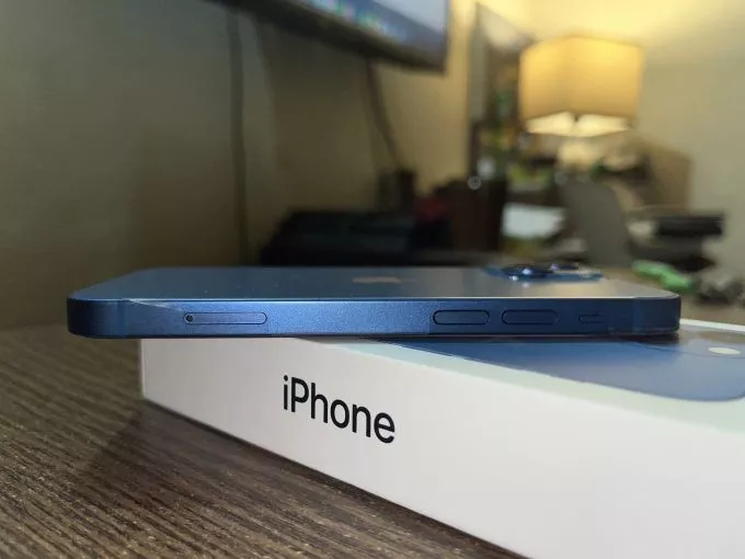iPhone 13 Mini (E-Sim Time Remaining) - photo 1