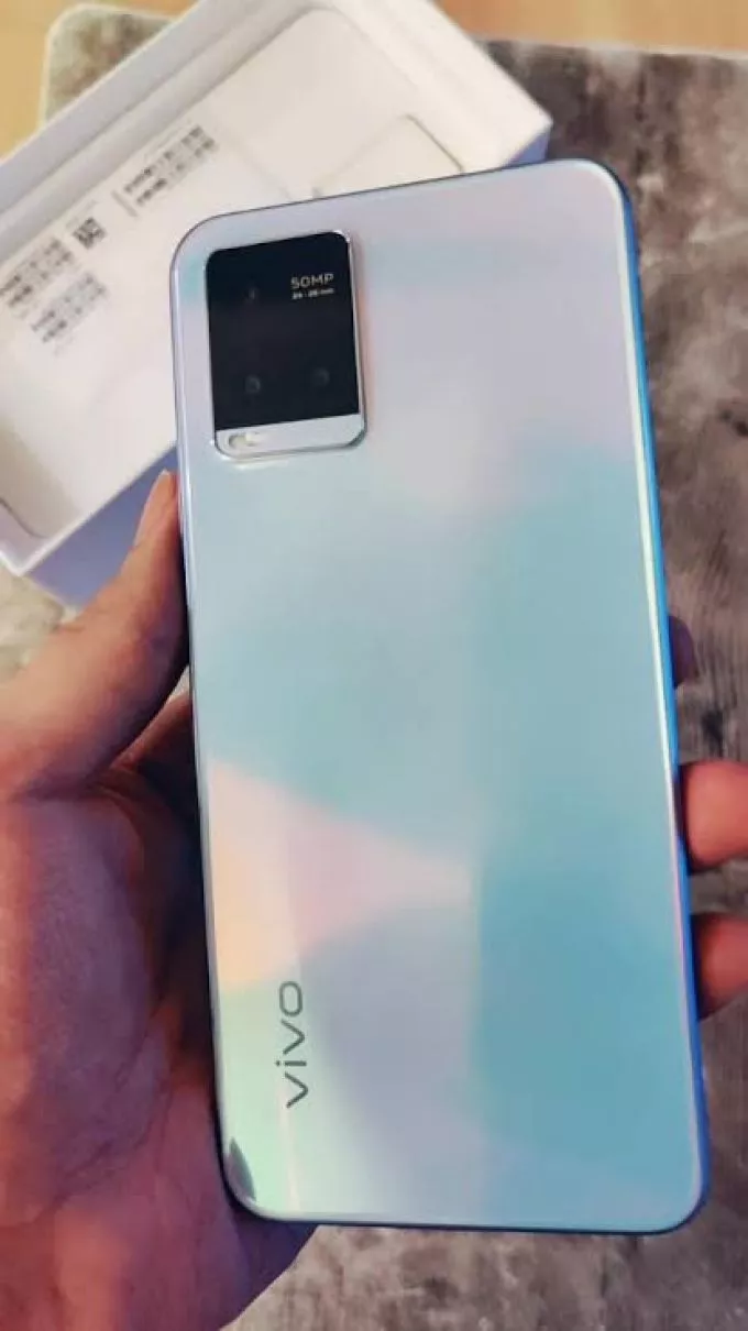 VIVO Y21T 10 month wrentty all accessories 10/10 - photo 1