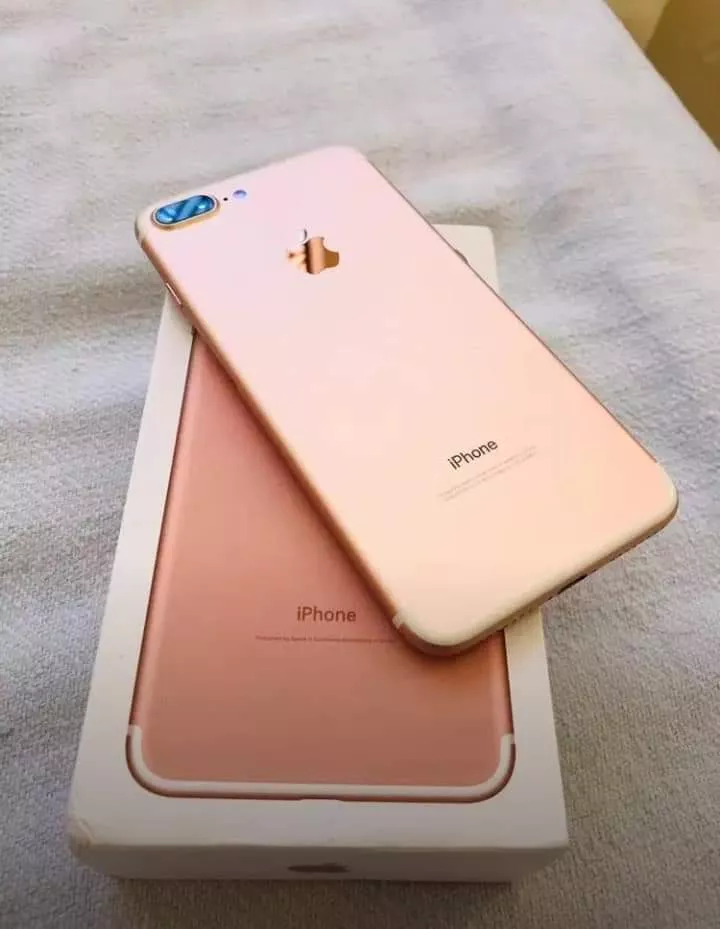 Apple iPhone 7plus - photo 1