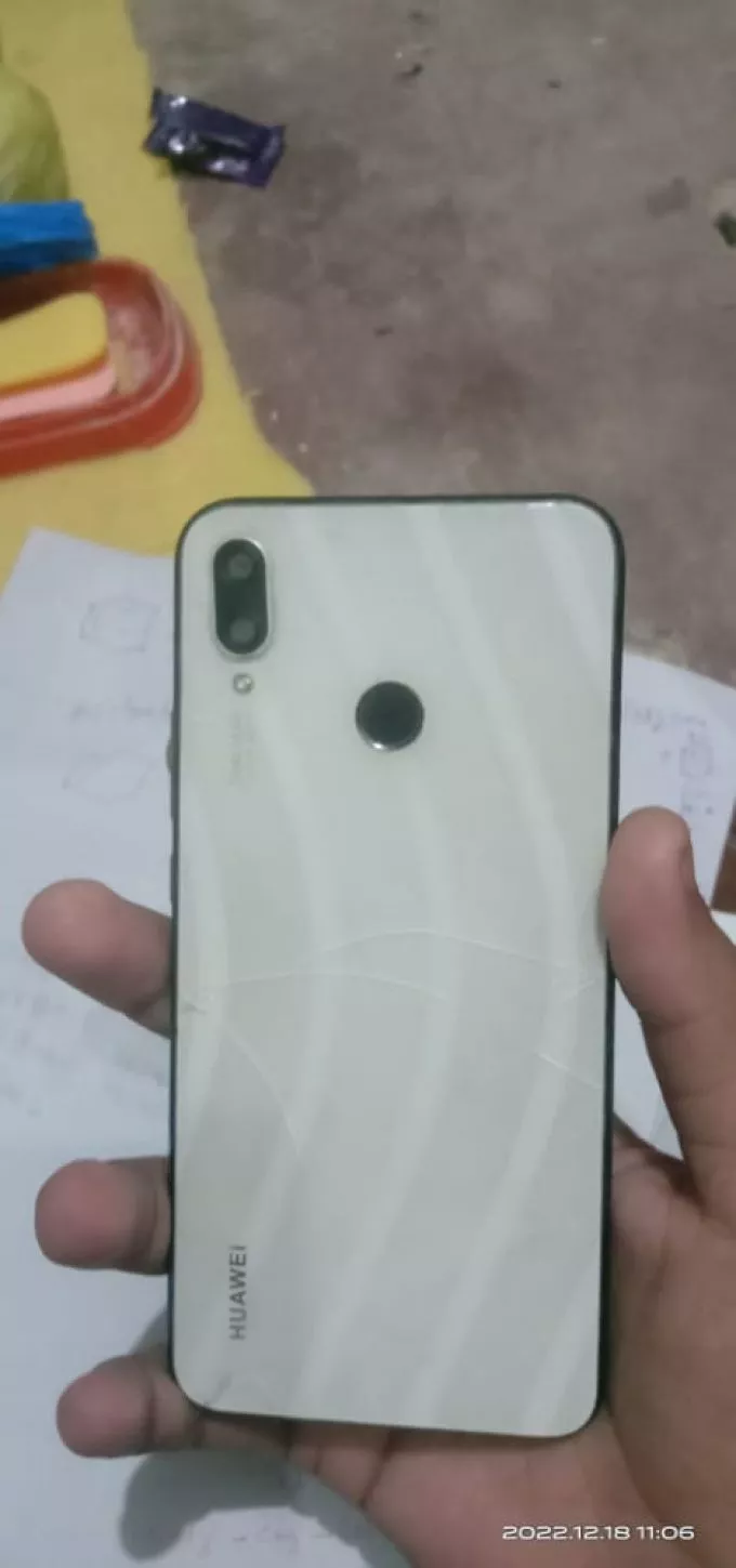 HUAWEI NOVA 3i in best conndition - photo 1
