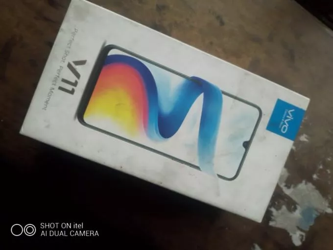 Vivo V 11 pro 4/128 ram/rom - photo 3