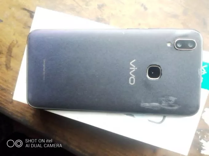 Vivo V 11 pro 4/128 ram/rom - photo 1