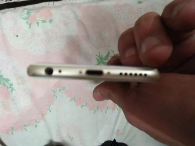 Iphone 6s 16gb - photo 1