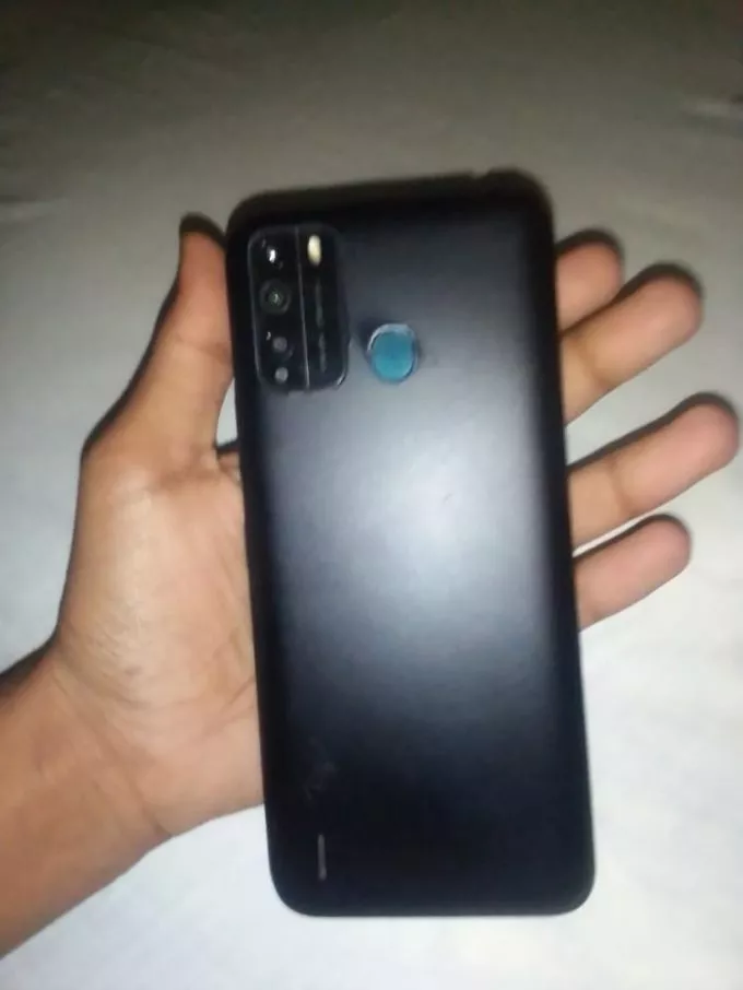 Itel version 1 pro - photo 1