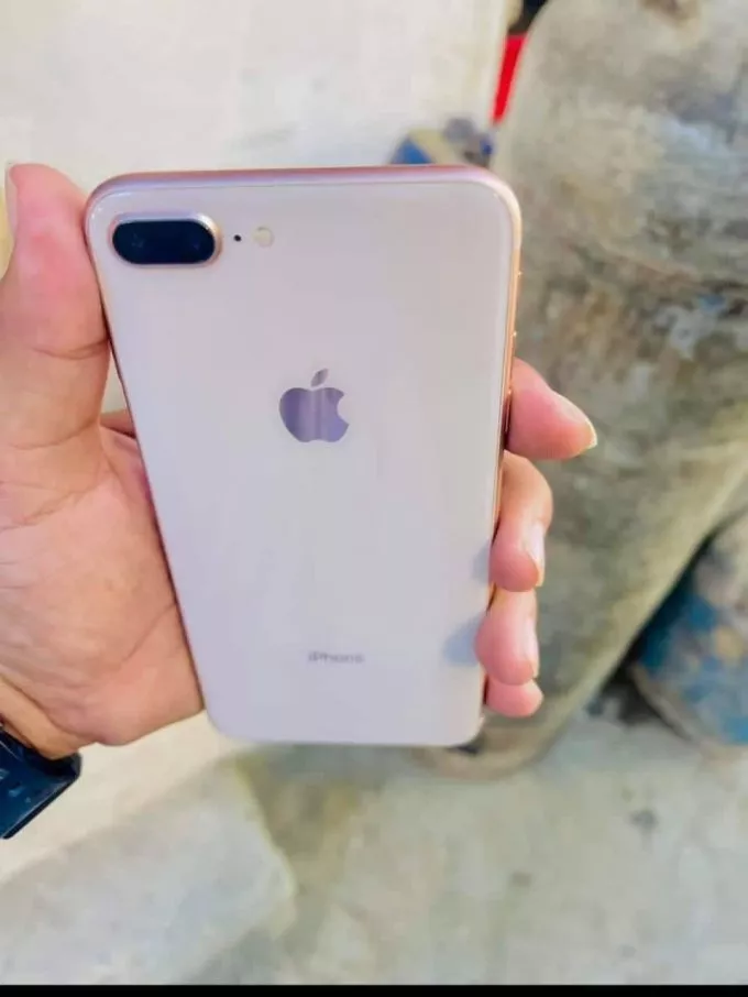 I phone 8 plus - photo 1