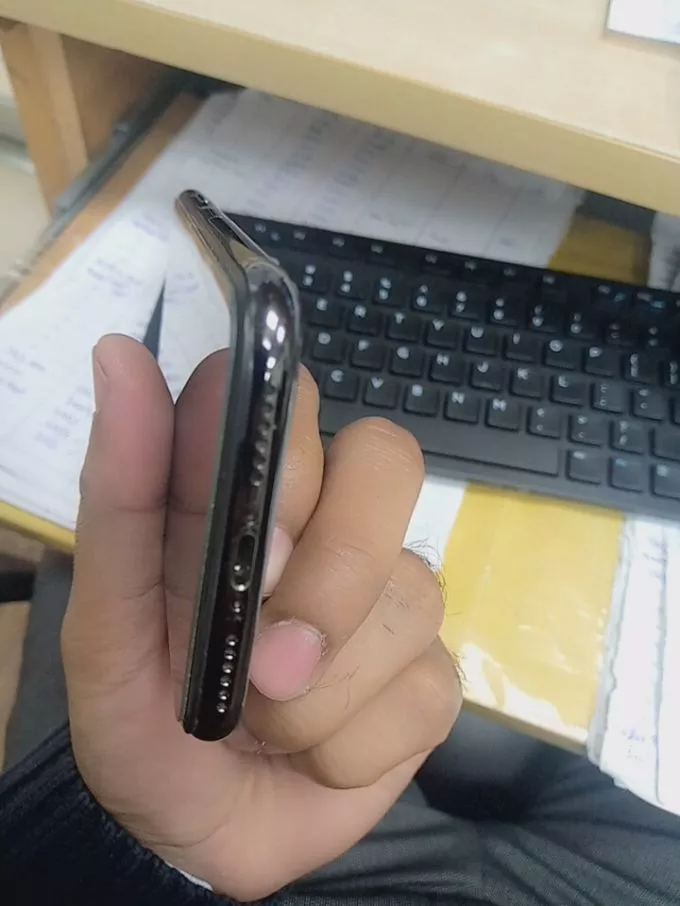 IPHONE X 256 GB - photo 3