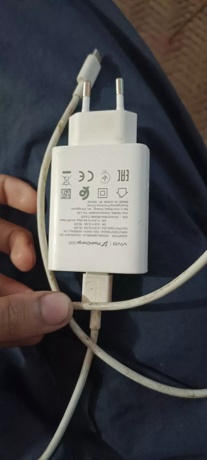 Vivo v23e 3 months used only PTA approved - photo 3