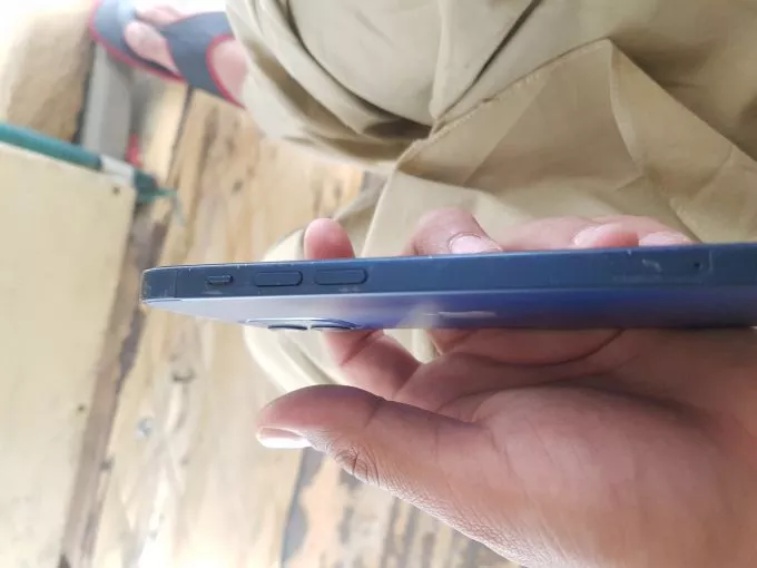 Iphone blue 12 128gb jv non approved battery health 92 percent - photo 3