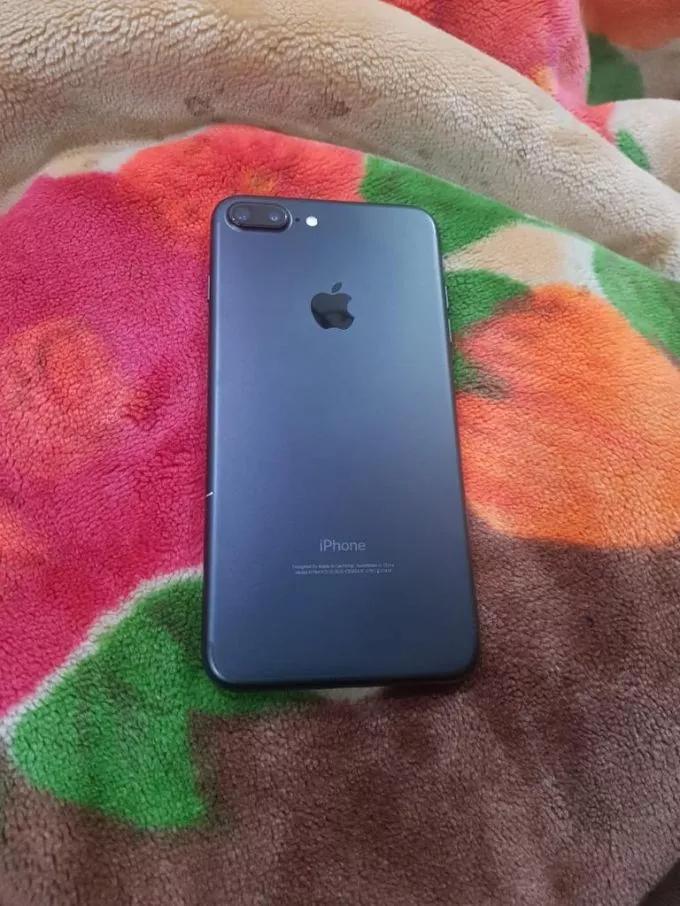 iPhone 7 plus non pta 128Gb