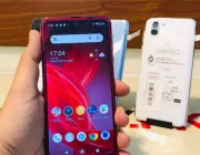 AQUOS R2 706SH - Photos