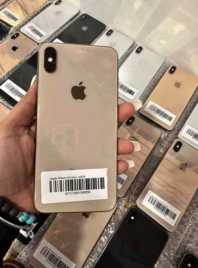 Iphone Xsmax Non PTA Stock - photo 1