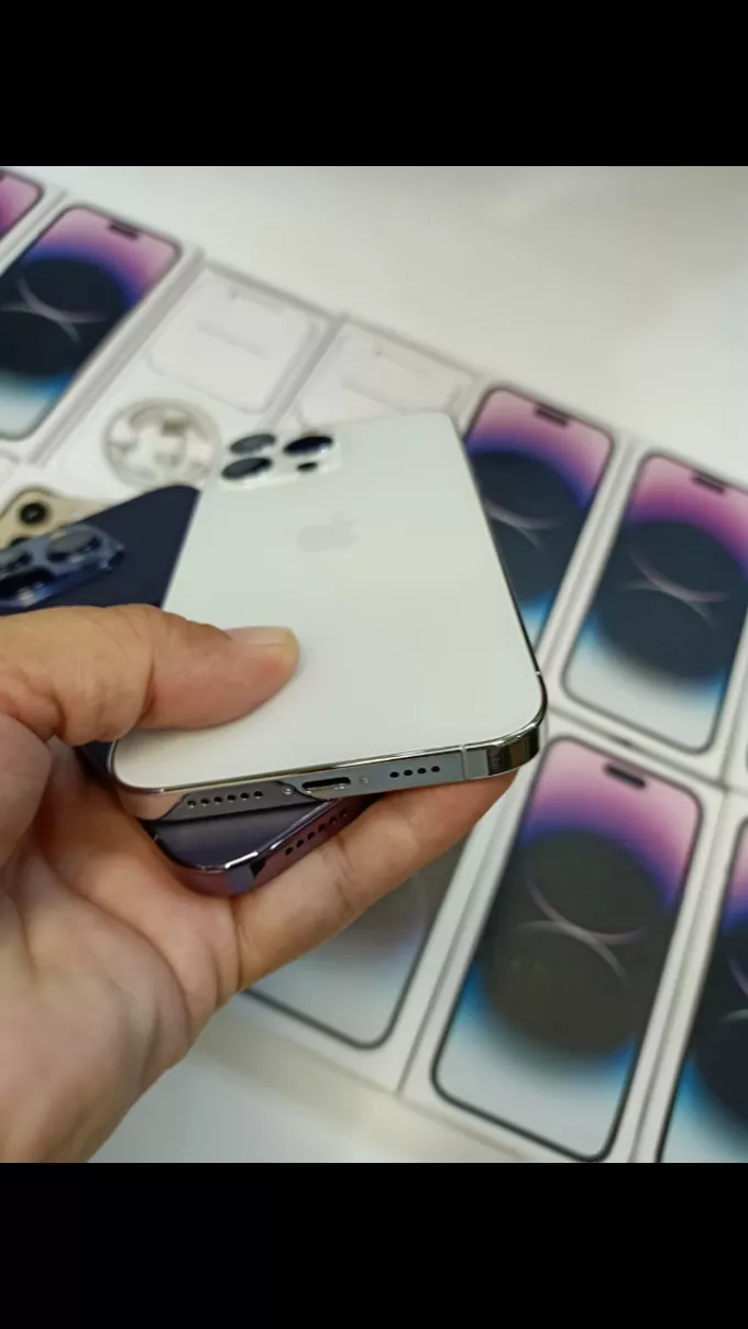 iPhone 14 pro max - photo 1