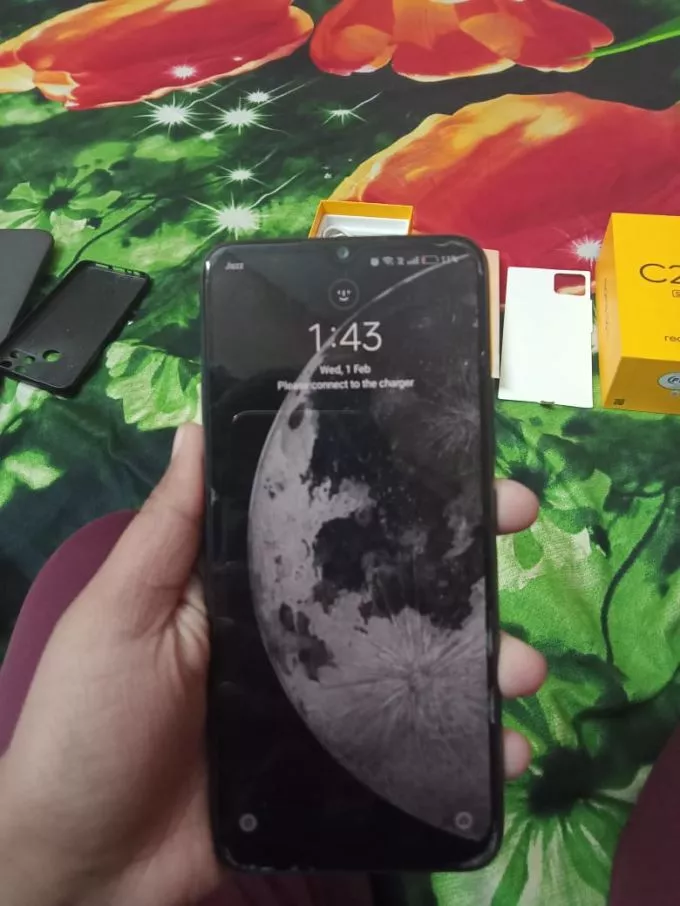 Realme c25s 10/10 - photo 2