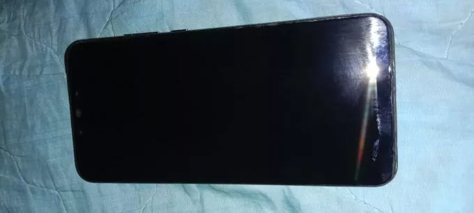 Huawei Nova 3i in Mint Condition - photo 1