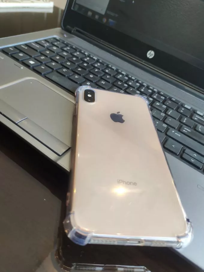 IPhone Xs Max - photo 3