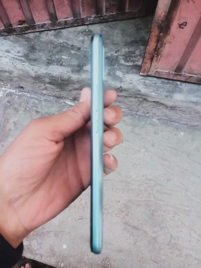 Vivo hot 10 play - photo 3