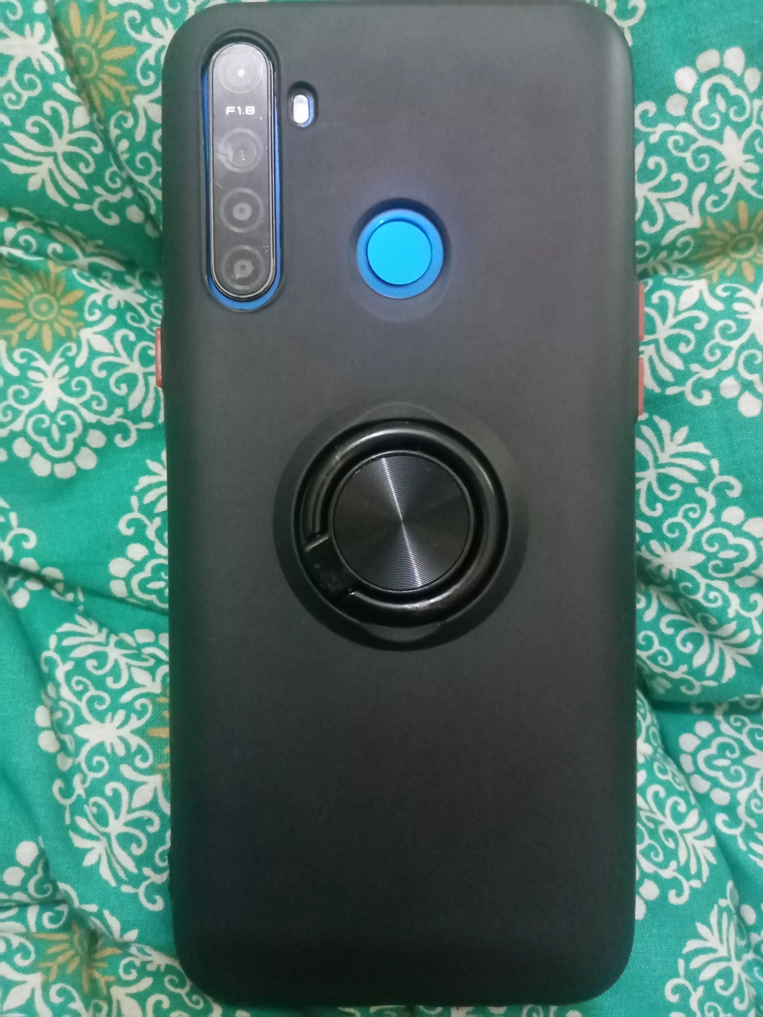 Realme 5 - photo 1
