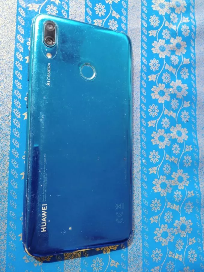 Huawei y7 prime 2019 - photo 2