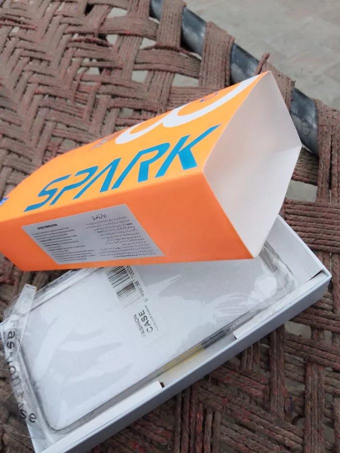 Tecno spark 8C - photo 2