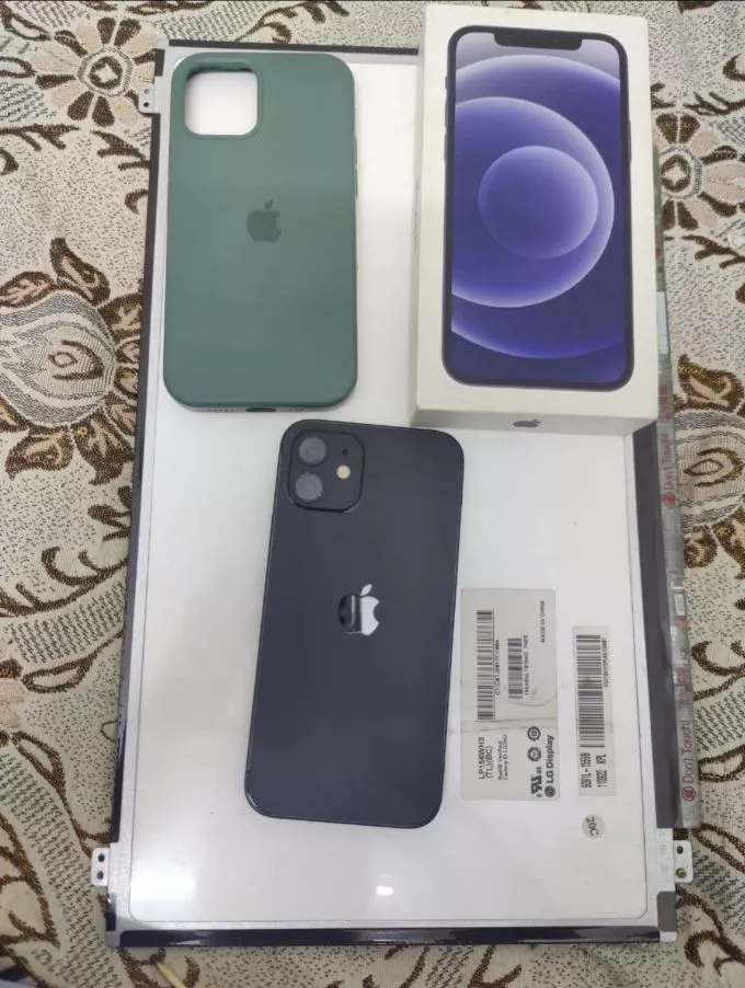 Iphone 12 - photo 3