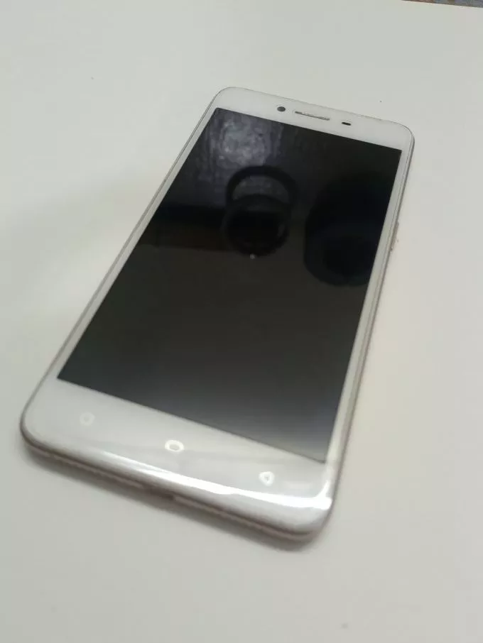 Oppo A37 - photo 3