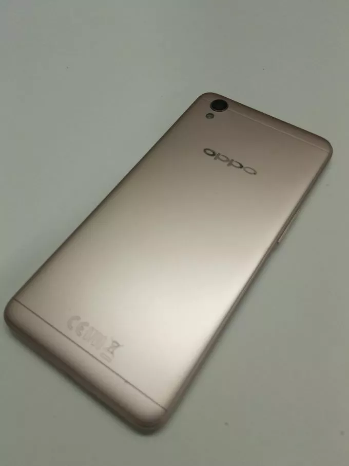 Oppo A37 - photo 2