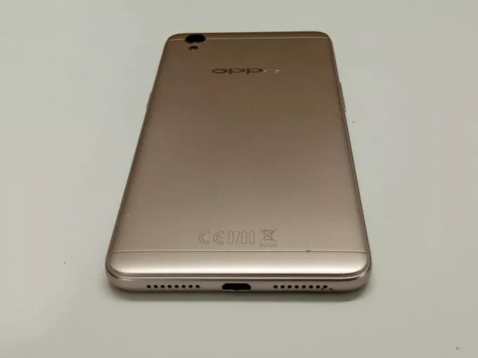 Oppo A37 - photo 1