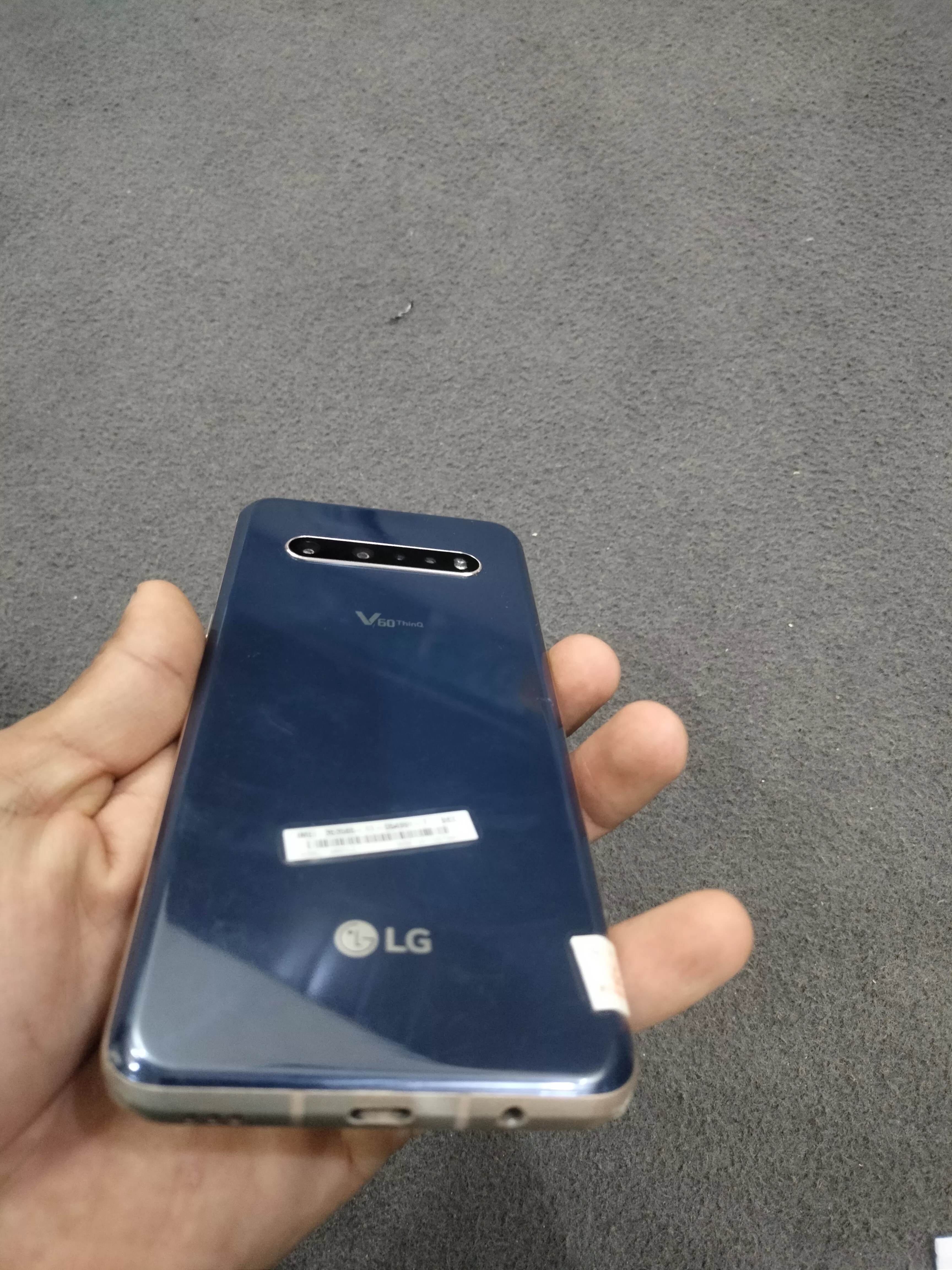 Lg V60 Thinq 5G - photo 3