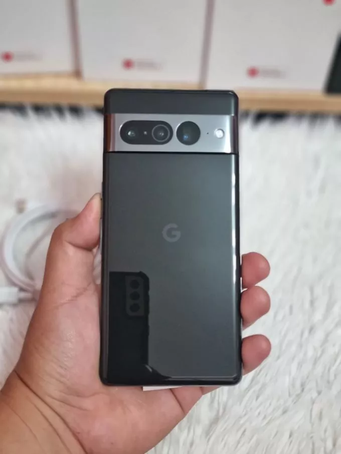 Google Pixel 7 Pro - photo 1