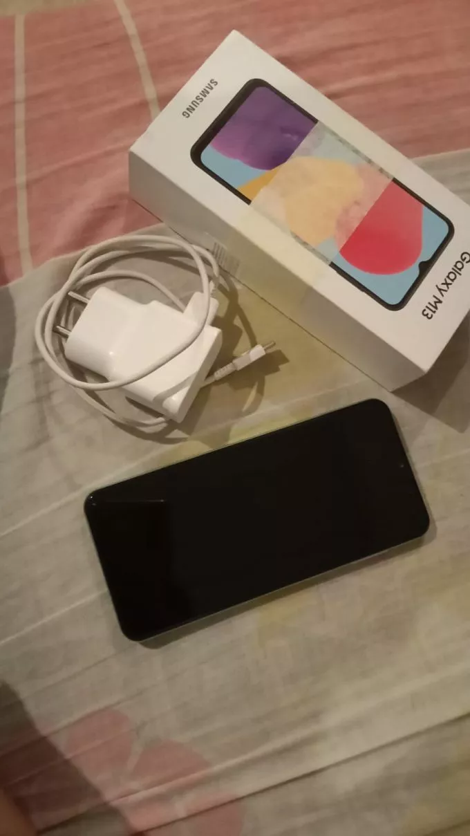 Samsung galaxy M13 - photo 2
