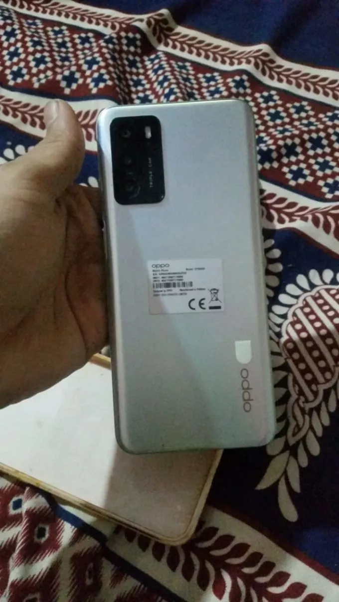 Oppo 16 - photo 1