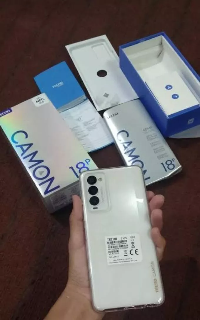 CAMON 18p - photo 1