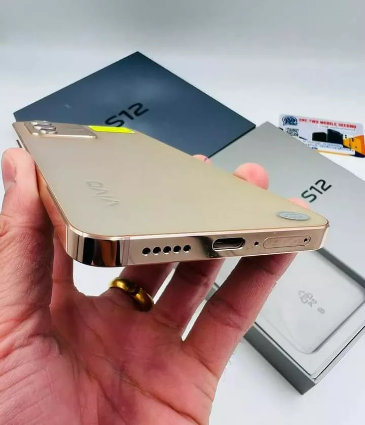 vivo s12 - photo 2