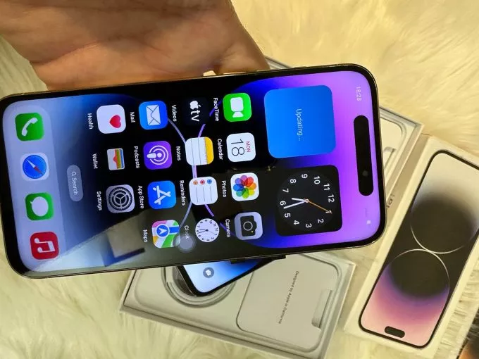 Iphone 14 pro max American - photo 3