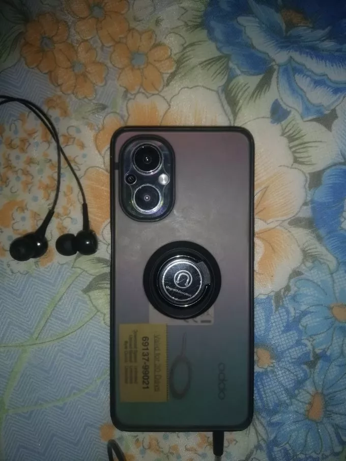 Oppo F21pro 5G agr. 8+8gb ram and 128gb rom - photo 1
