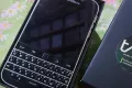 Blackberry Q20 brand new - Photos