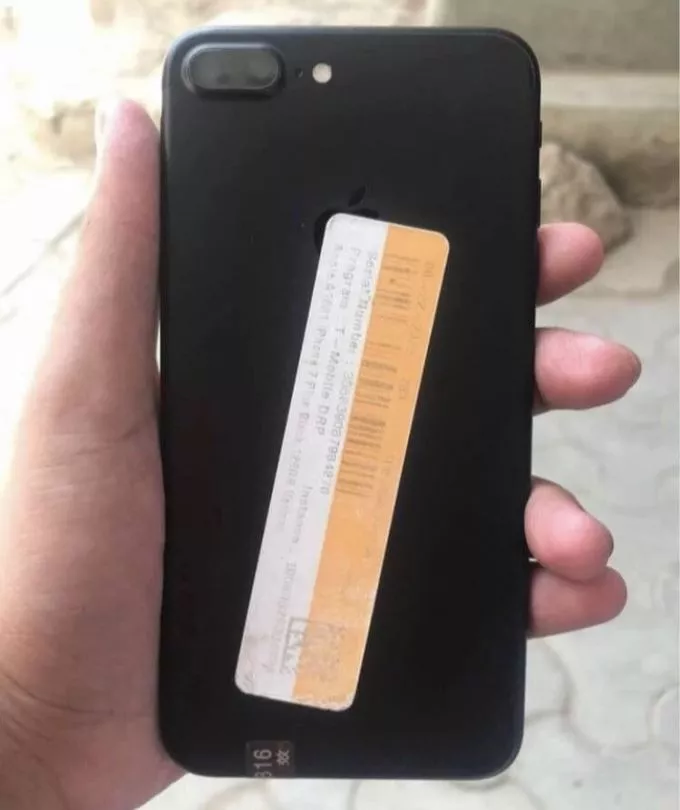 iPhone 7 plus 128 gb complete genuine - photo 1
