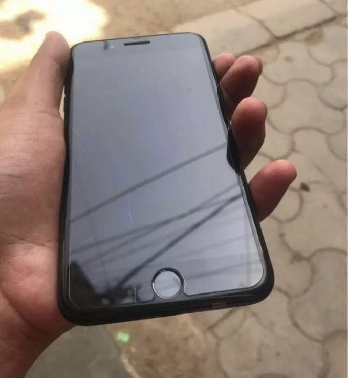 iPhone 7 plus 128 gb complete genuine - photo 3