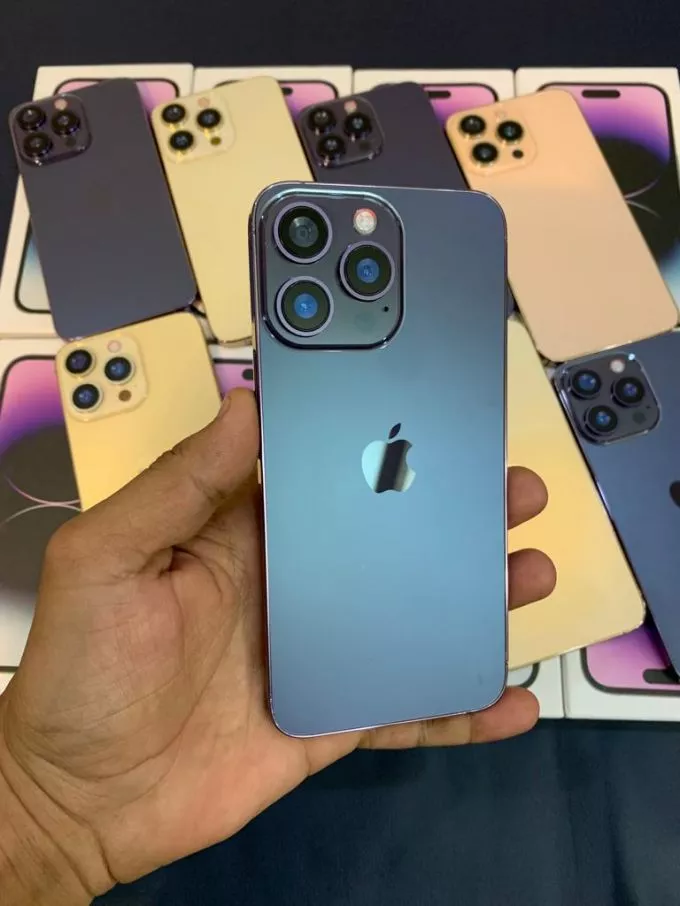 iPhone 14 pro max - photo 1