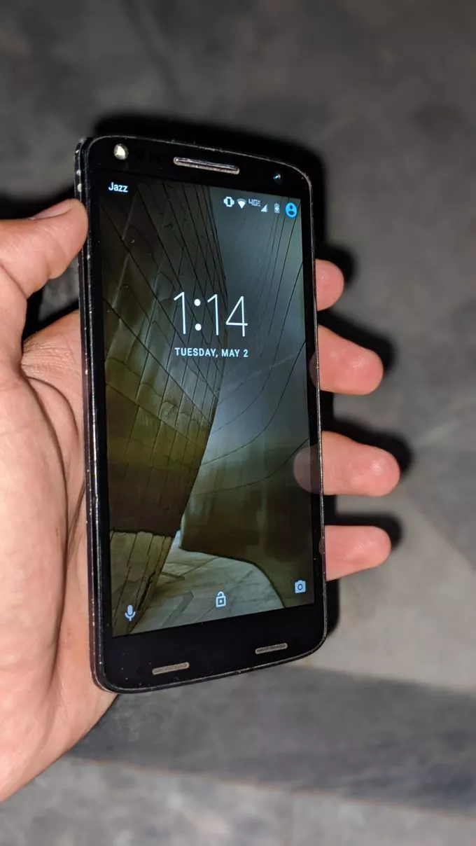 Motorola droid turbo 2 - photo 2
