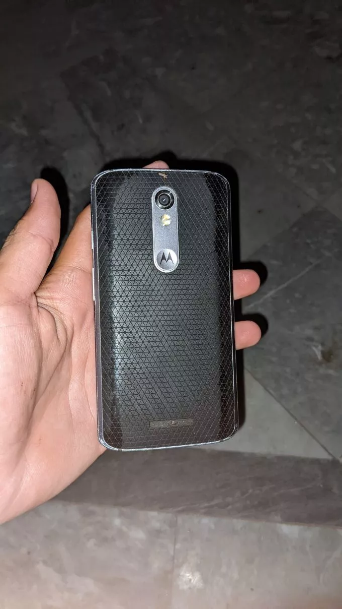 Motorola droid turbo 2 - photo 3