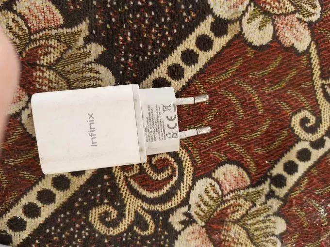 Infinix note 10 pro 8+128 and xcange redme phone - photo 3