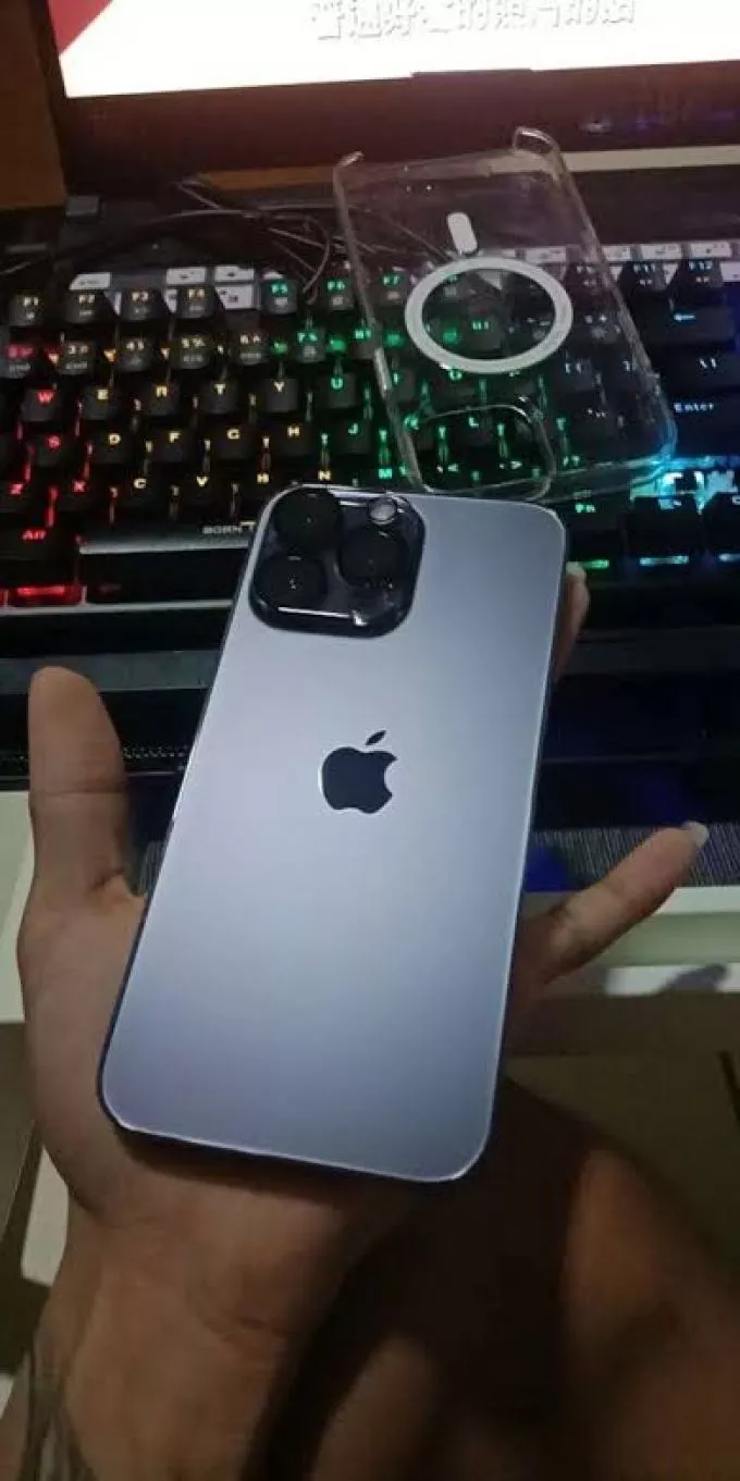 Iphone 14 Pro Max - photo 1