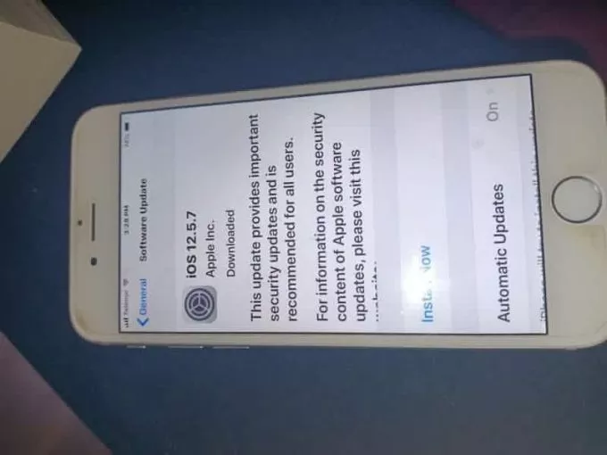 Good white iPhone 6 - photo 3