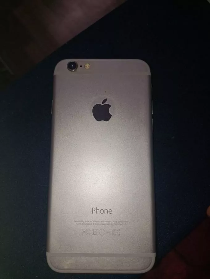 Good white iPhone 6 - photo 1
