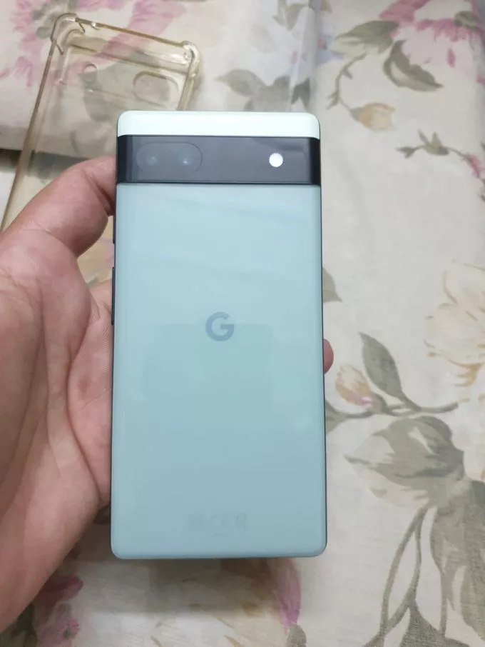 Google pixel 6a - photo 1